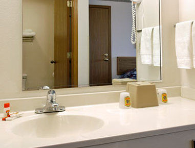 Hotel Super 8 By Wyndham Beloit Chambre photo